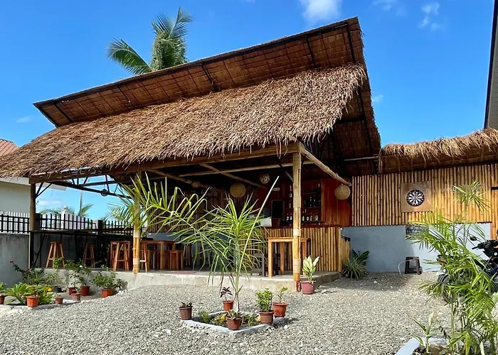 Momo Hostel Moalboal